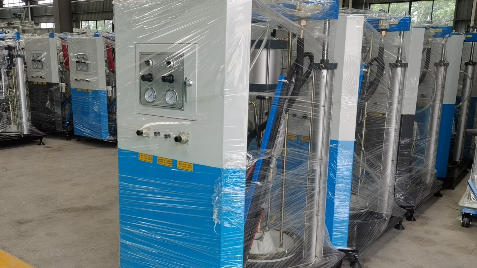臥式丁基膠涂布機使用有什么需要注意的？